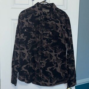 Decree Men’s XL Black/Grey Camo long sleeve button up shirt